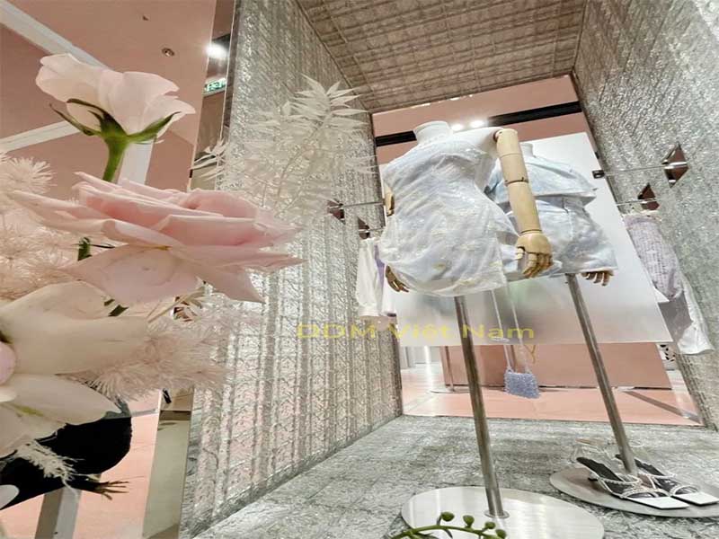 gạch kính lấy sáng trang trí nội thất